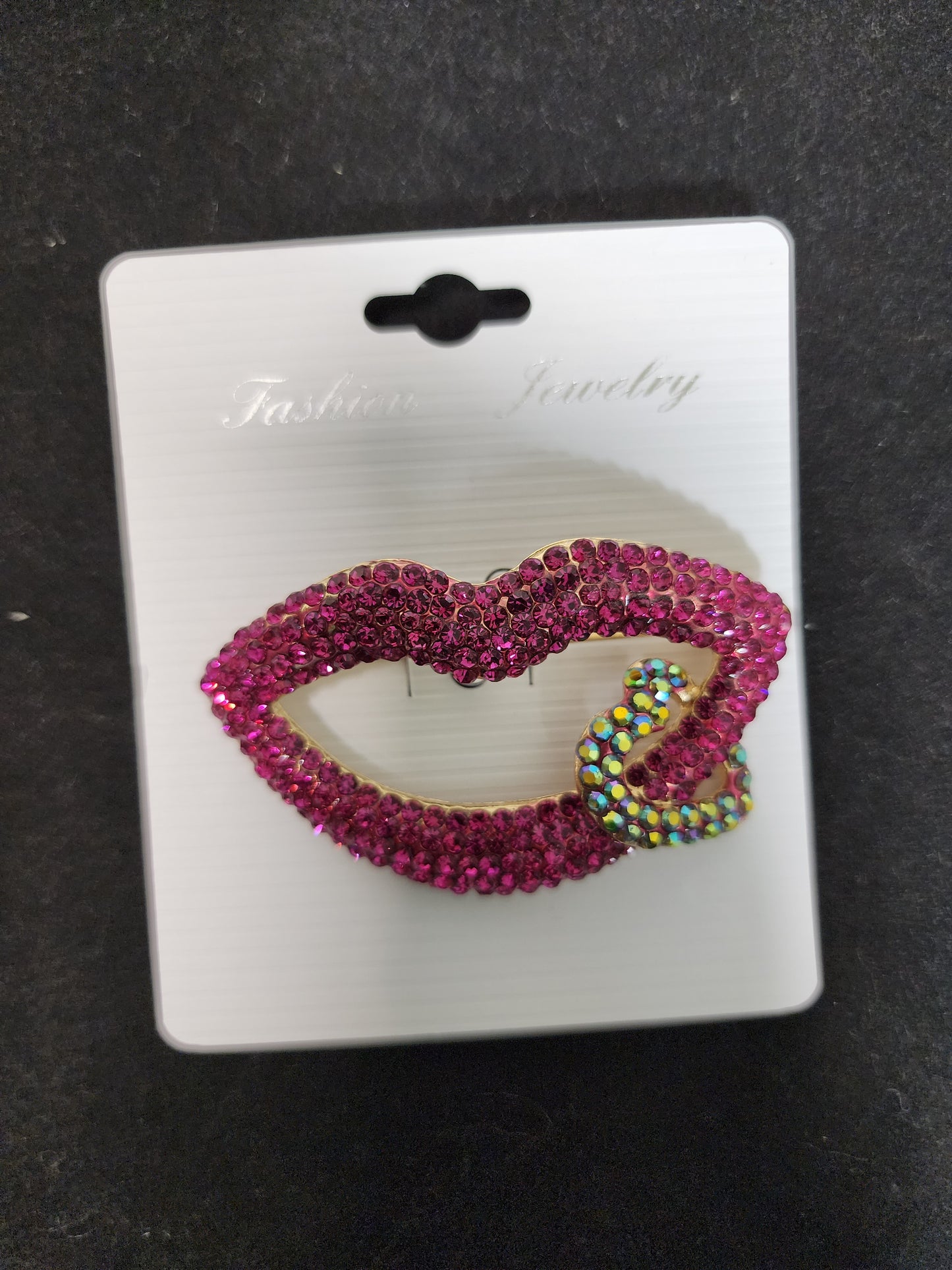 Fuschia Lips Brooch